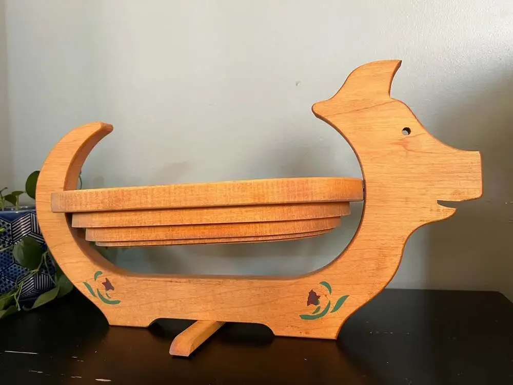 Vintage Wooden Pig Collapsible Trivet with Pineapple Motif